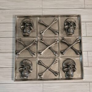 Metal Skull & Crossbones Tic Tac Toe Set 12x12
